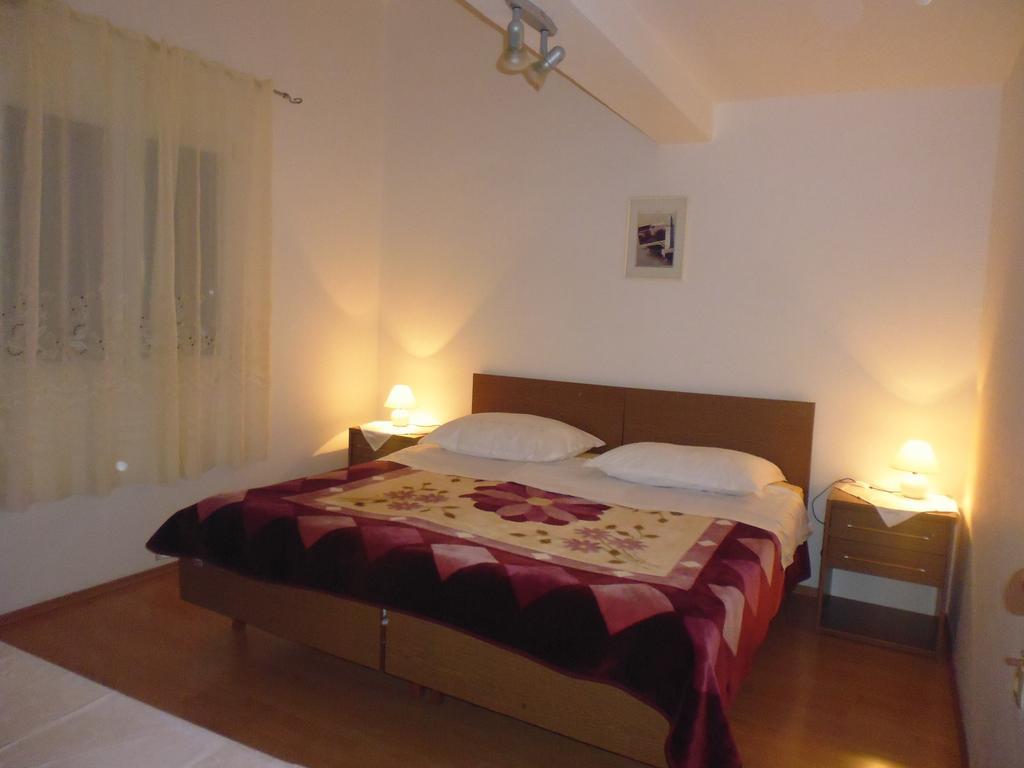 Apartments Jadranka Povile Novi Vinodolski Camera foto